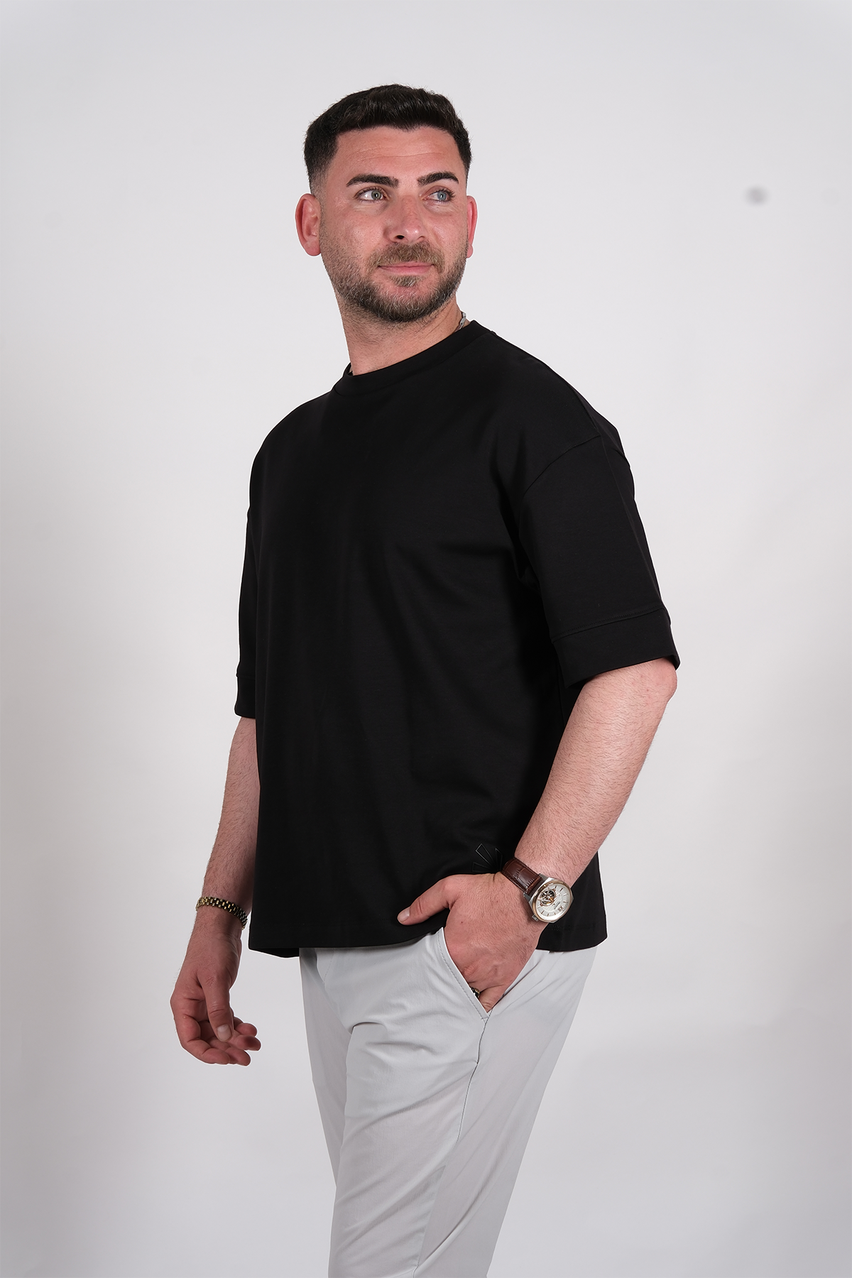 BASİC SİYAH TİŞÖRT