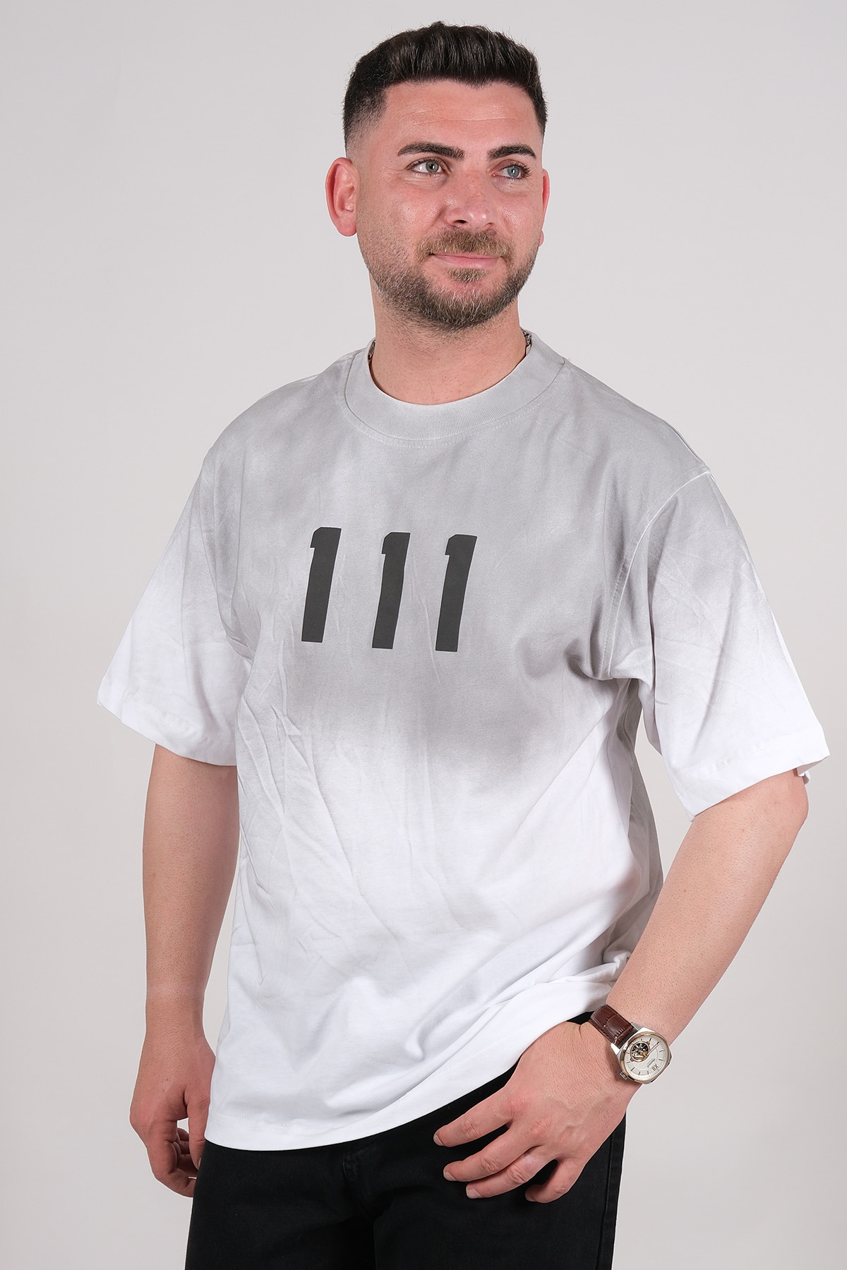111 EKRU TİŞÖRT