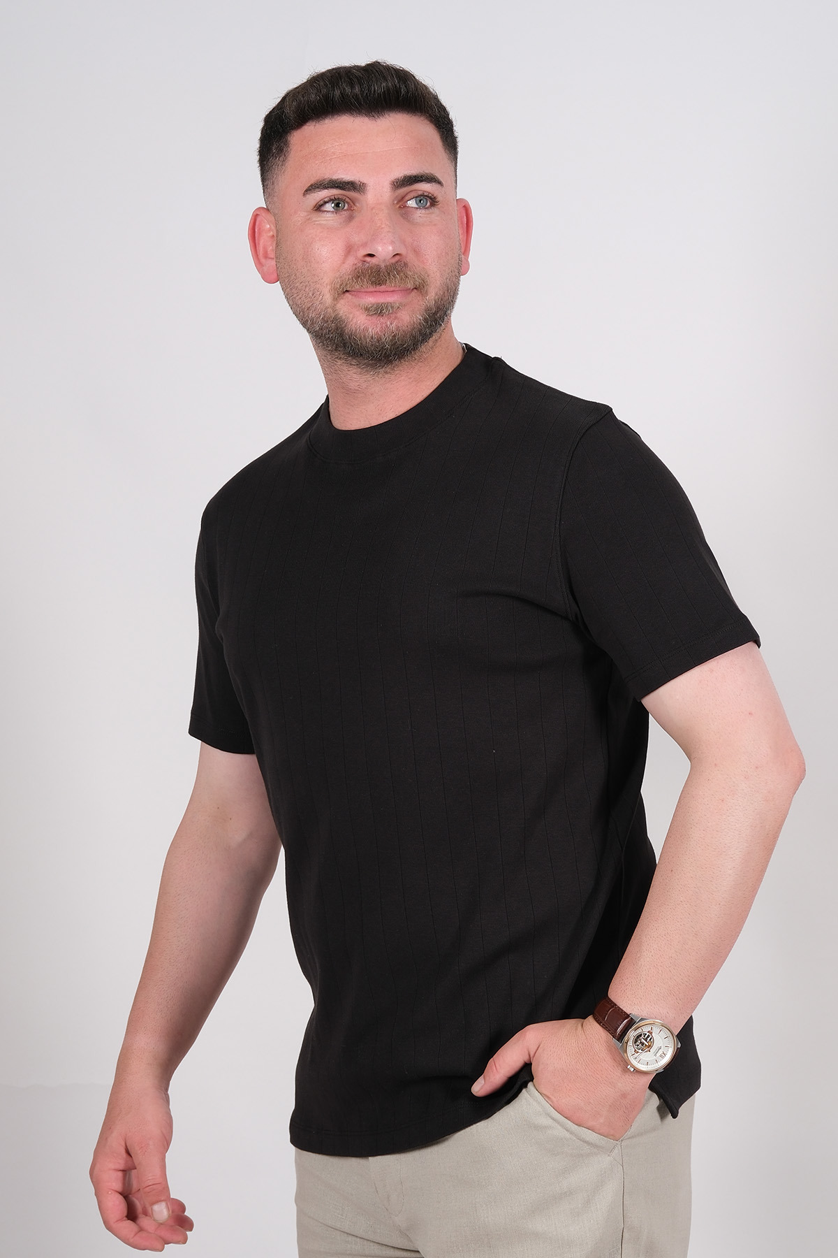 SİYAH ÇİZGİLİ TİŞÖRT